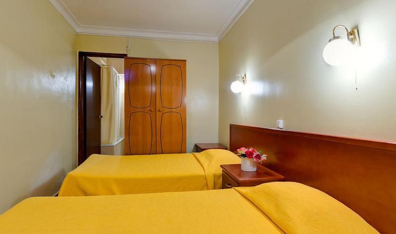Modelo Otel Lisboa Oda fotoğraf
